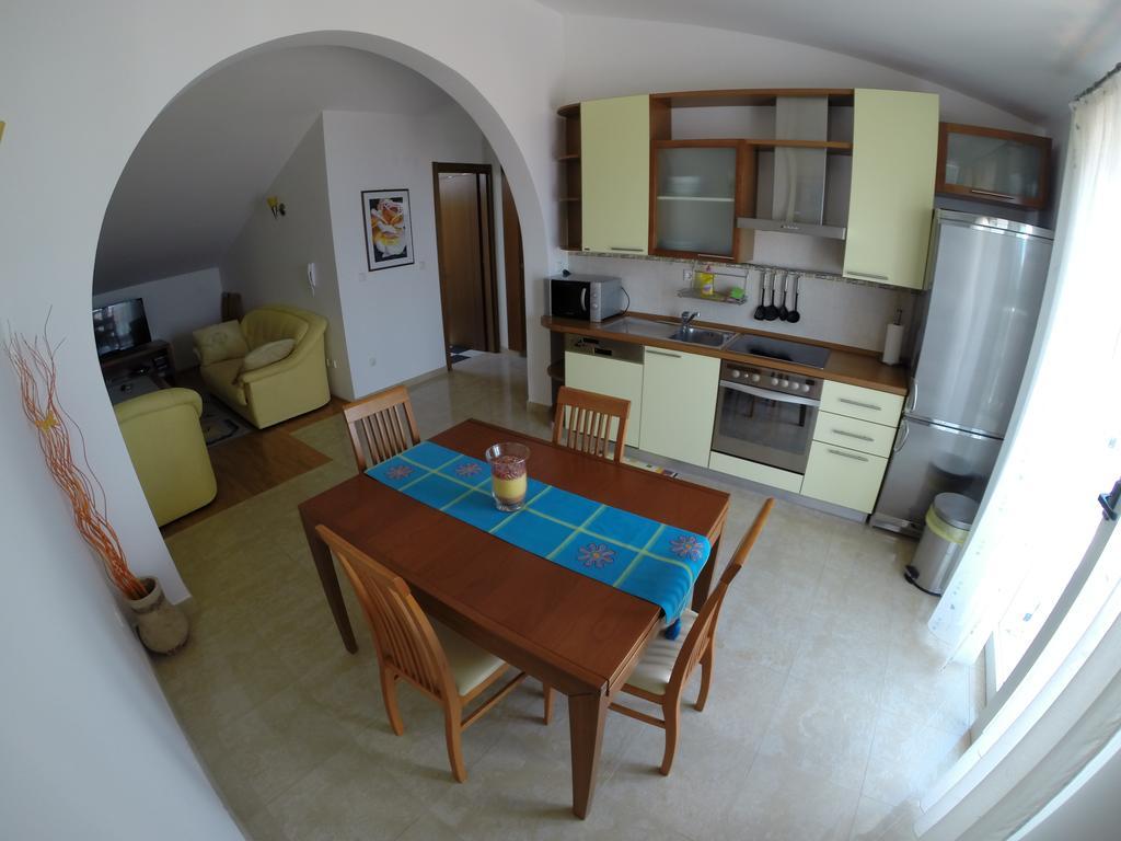 Apartments Romana Слатине Номер фото