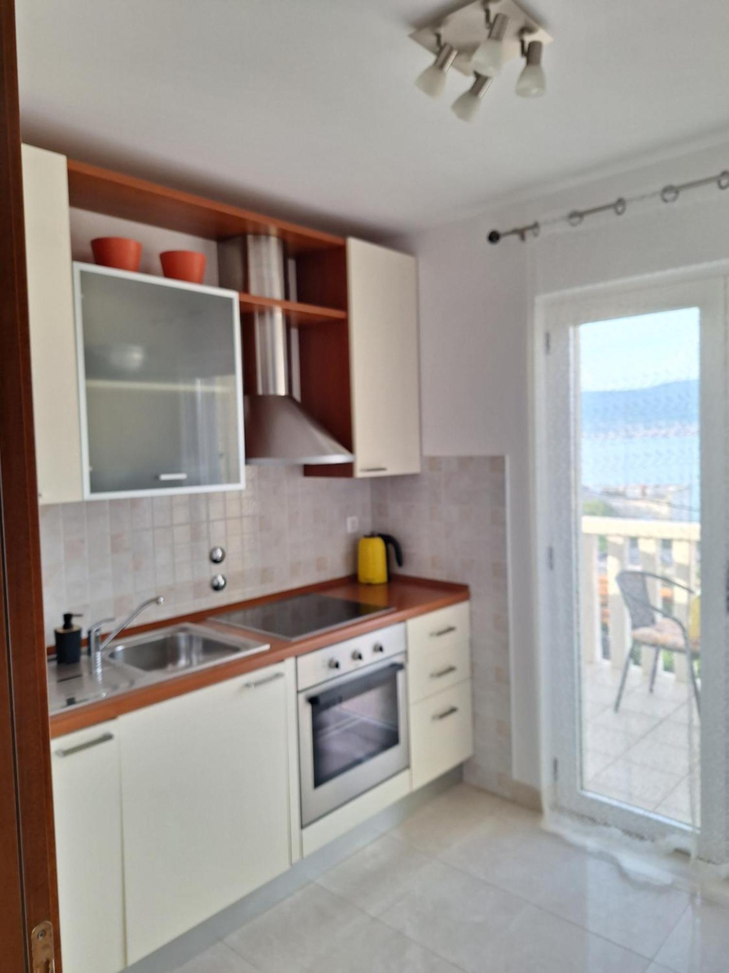 Apartments Romana Слатине Екстер'єр фото