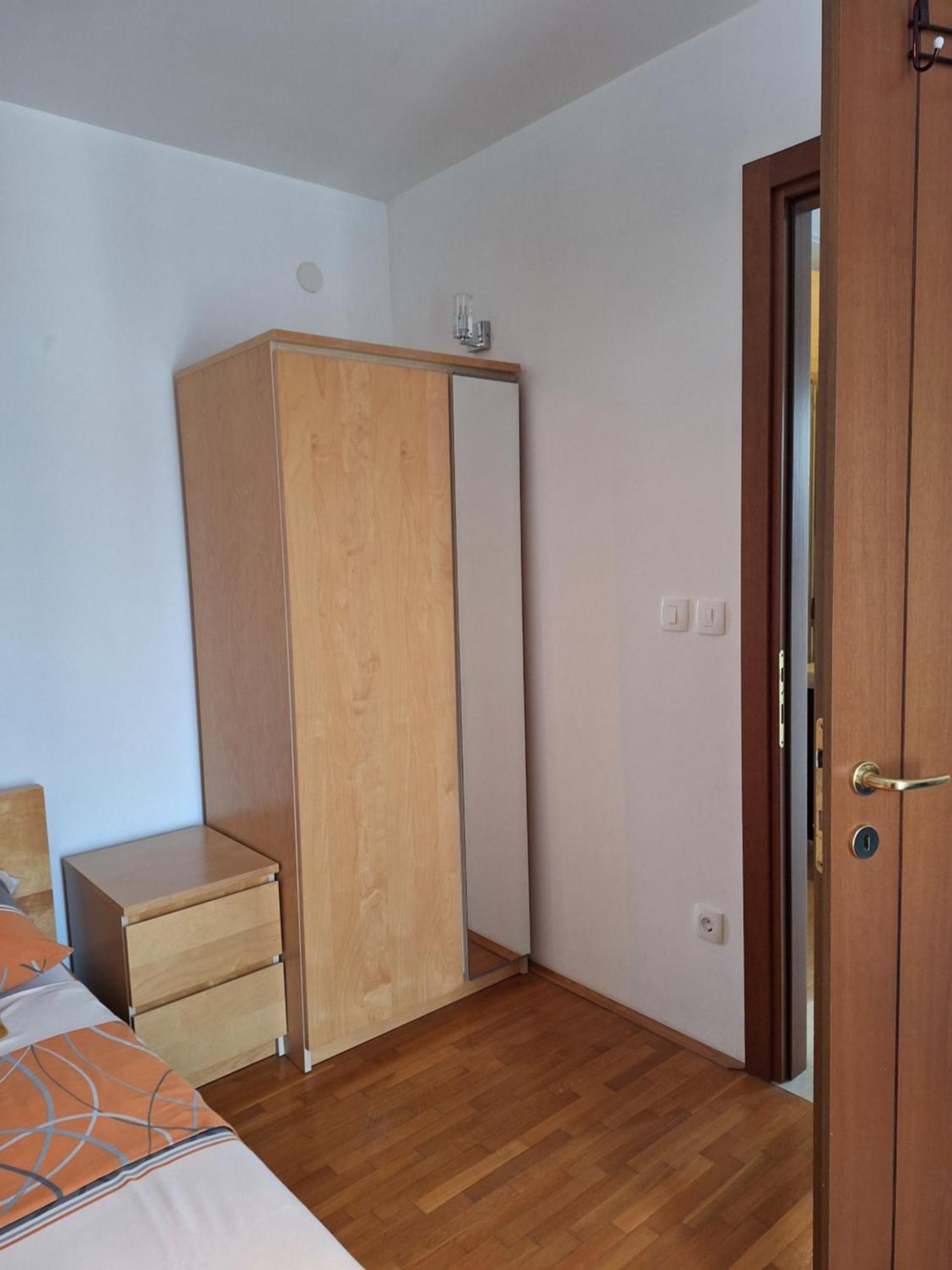 Apartments Romana Слатине Екстер'єр фото