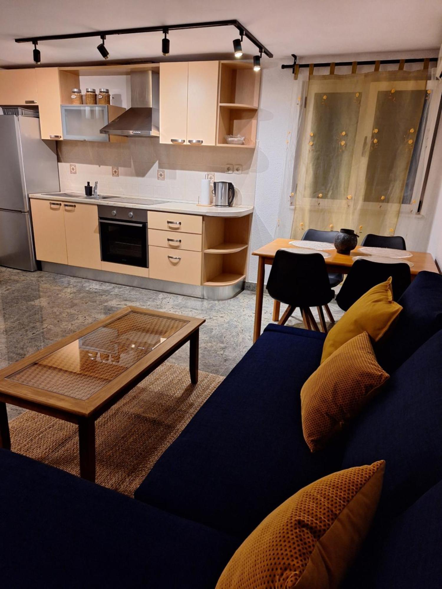 Apartments Romana Слатине Екстер'єр фото